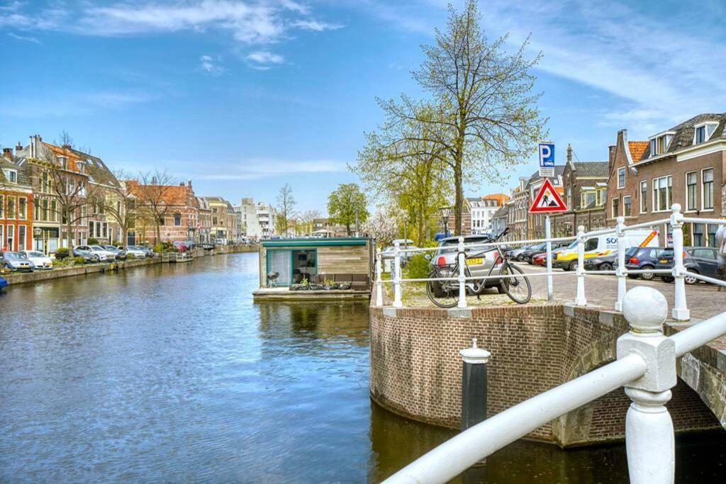 Beautiful Houseboat In The Centre Of Leiden Dış mekan fotoğraf